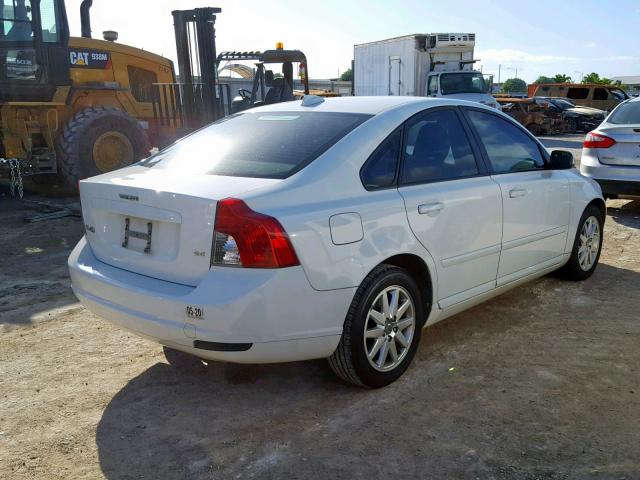 YV1MS382582377243 - 2008 VOLVO S40 2.4I WHITE photo 4