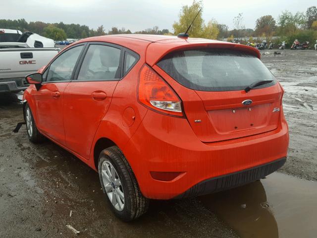 3FADP4EJ5CM117974 - 2012 FORD FIESTA SE RED photo 3