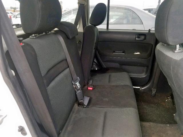 JTLKT324564094156 - 2006 TOYOTA SCION XB 白色 照片 6