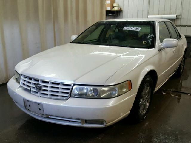 1G6KS54Y12U226689 - 2002 CADILLAC SEVILLE SL WHITE photo 2