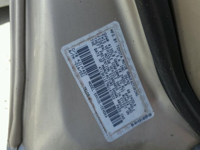 4T1SK11E7NU147933 - 1992 TOYOTA CAMRY DLX TAN photo 10