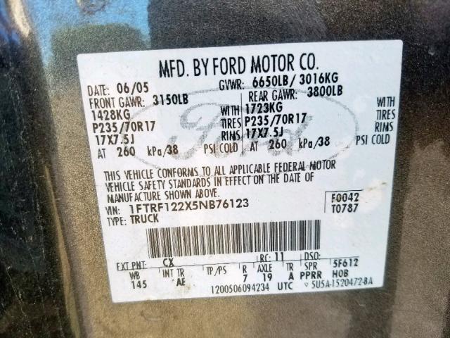 1FTRF122X5NB76123 - 2005 FORD F150 GRAY photo 10