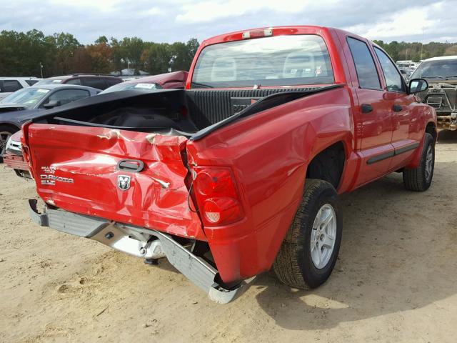 1D7HE48K16S532975 - 2006 DODGE DAKOTA QUA RED photo 4