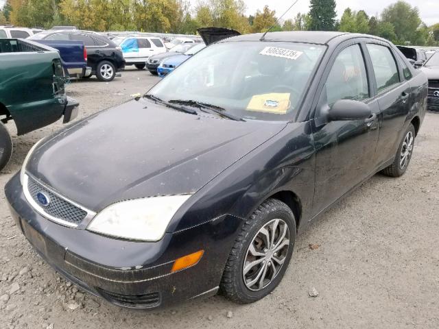 1FAFP34N55W283910 - 2005 FORD FOCUS ZX4 BLACK photo 2