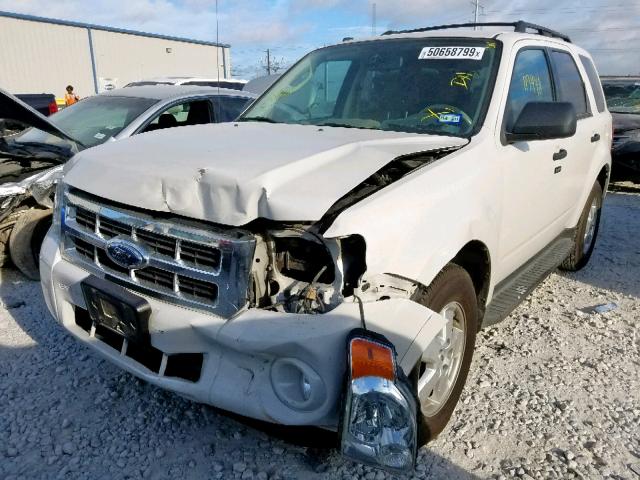 1FMCU03G09KA87731 - 2009 FORD ESCAPE XLT WHITE photo 2