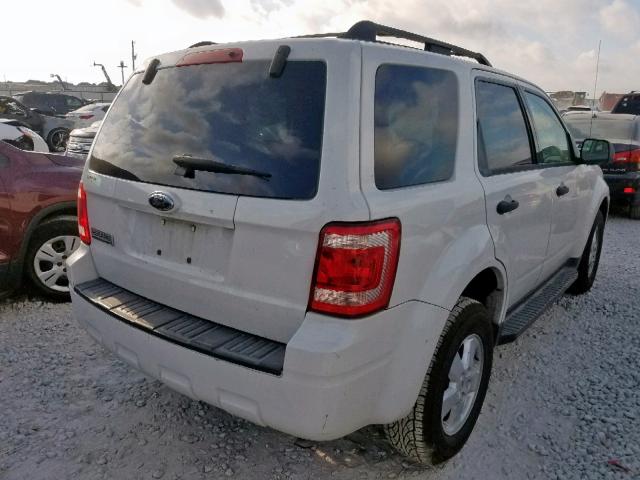 1FMCU03G09KA87731 - 2009 FORD ESCAPE XLT WHITE photo 4