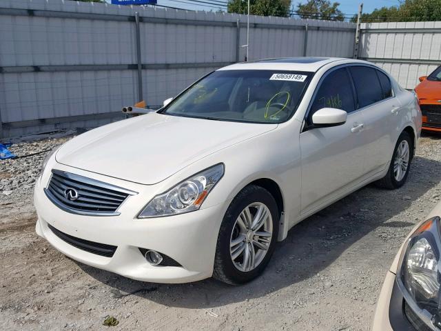 JN1CV6AR9BM351101 - 2011 INFINITI G37 WHITE photo 2