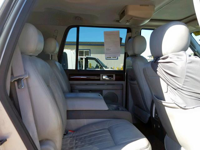 5LMFU27536LJ08608 - 2006 LINCOLN NAVIGATOR SILVER photo 6