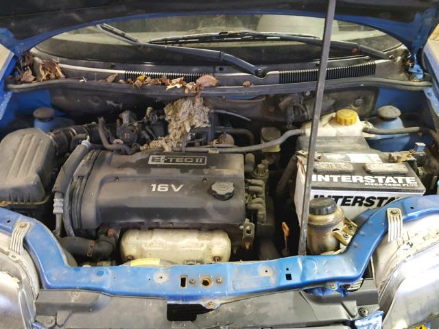 KL1TD62674B209033 - 2004 CHEVROLET AVEO BLUE photo 7