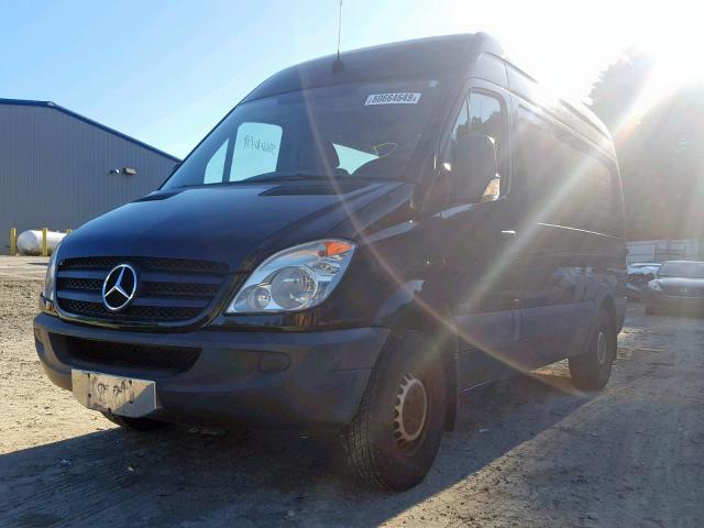 WD3PE7CCXC5657985 - 2012 MERCEDES-BENZ SPRINTER 2 BLACK photo 2