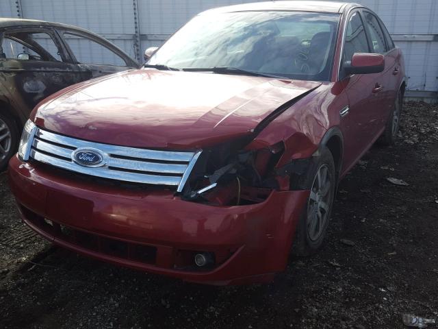 1FAHP24W99G120561 - 2009 FORD TAURUS SEL RED photo 2