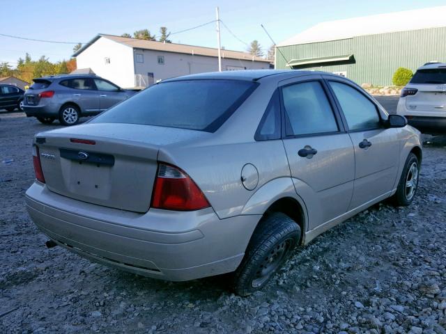 1FAFP34N37W153255 - 2007 FORD FOCUS ZX4 GOLD photo 4