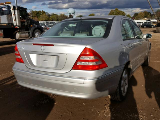 WDBRF61J31F122400 - 2001 MERCEDES-BENZ C 240 SILVER photo 4