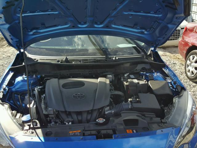 3MYDLBYV8JY333091 - 2018 TOYOTA YARIS IA BLUE photo 7