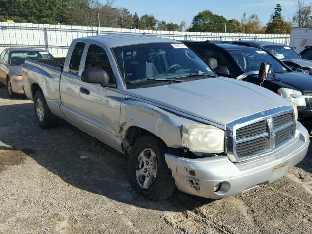 1D7HW42N76S534634 - 2006 DODGE DAKOTA SLT SILVER photo 1