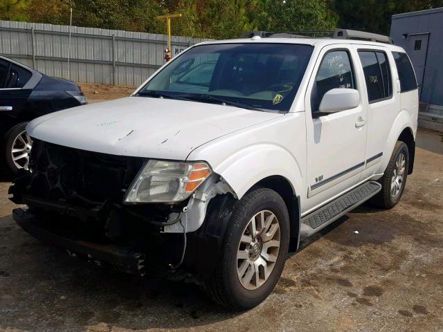 5N1BR18A88C630436 - 2008 NISSAN PATHFINDER WHITE photo 2