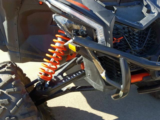 3JBVXAW40JK005794 - 2018 CAN-AM MAVERICK X ORANGE photo 10