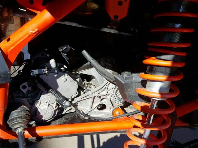 3JBVXAW40JK005794 - 2018 CAN-AM MAVERICK X ORANGE photo 5