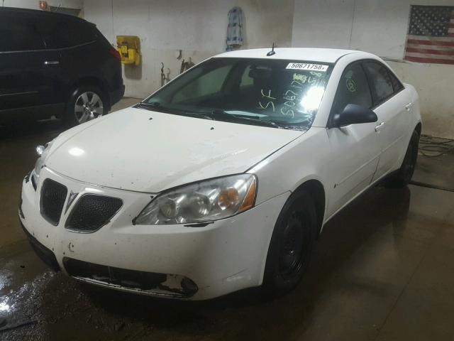 1G2ZF57B984153026 - 2008 PONTIAC G6 VALUE L WHITE photo 2