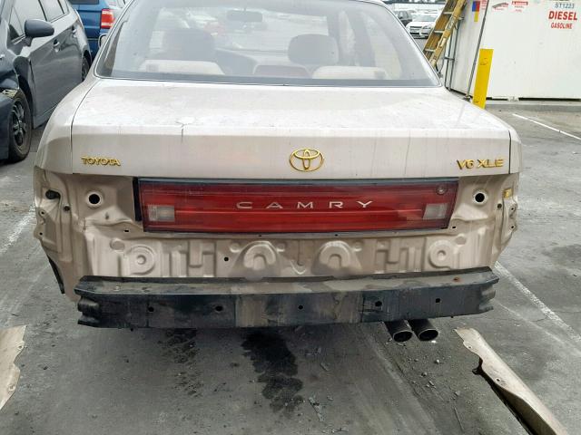 JT2GK13E8R0024686 - 1994 TOYOTA CAMRY XLE TAN photo 9