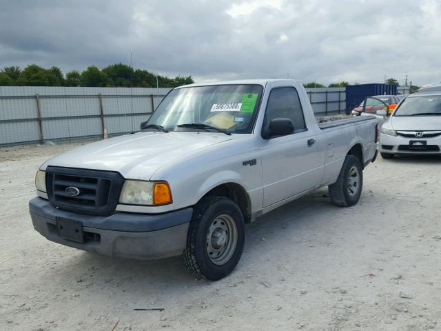 1FTYR10DX4PB12271 - 2004 FORD RANGER SILVER photo 2