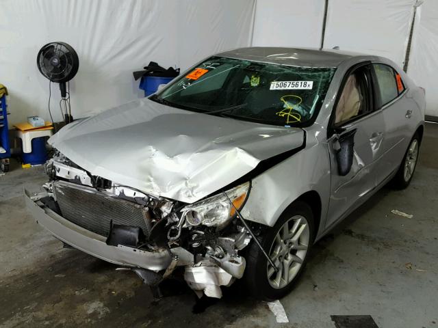 1G11C5SL0FF141066 - 2015 CHEVROLET MALIBU 1LT SILVER photo 2