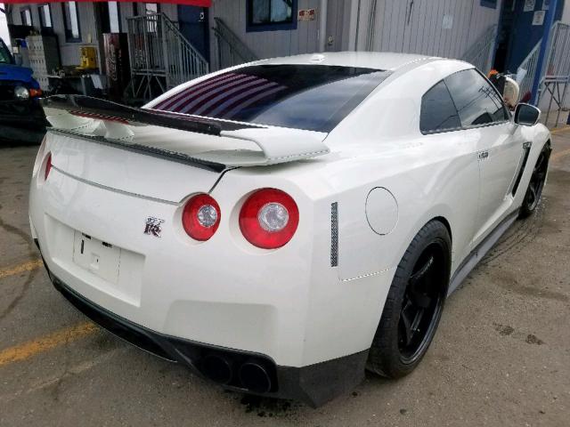 JN1AR54F49M252624 - 2009 NISSAN GT-R BASE WHITE photo 4