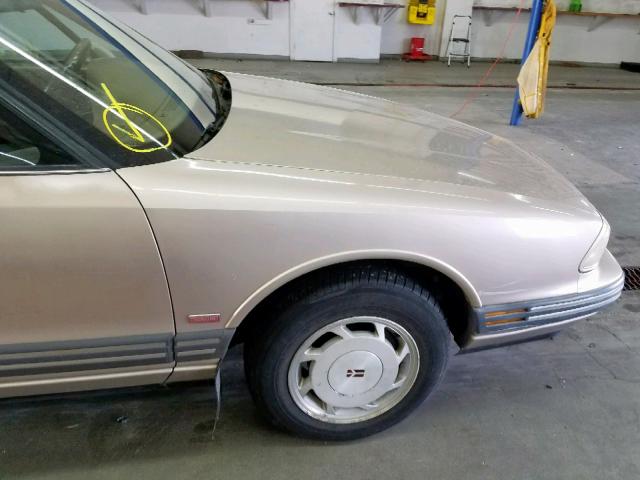 1G3HN52L0RH300712 - 1994 OLDSMOBILE 88 ROYALE BEIGE photo 10