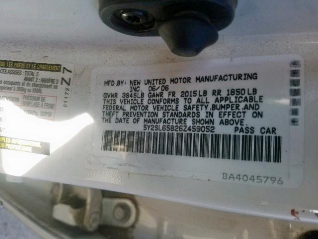 5Y2SL65826Z459052 - 2006 PONTIAC VIBE WHITE photo 10