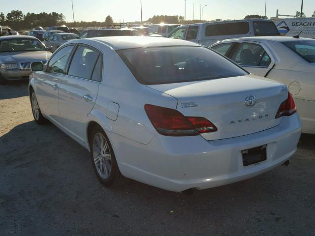 4T1BK36B88U305226 - 2008 TOYOTA AVALON XL WHITE photo 3