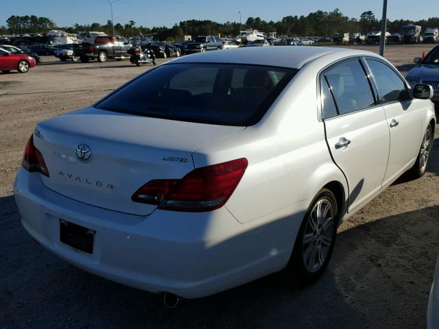 4T1BK36B88U305226 - 2008 TOYOTA AVALON XL WHITE photo 4