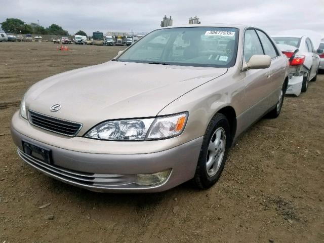 JT8BF28GXW5044814 - 1998 LEXUS ES 300 GOLD photo 2