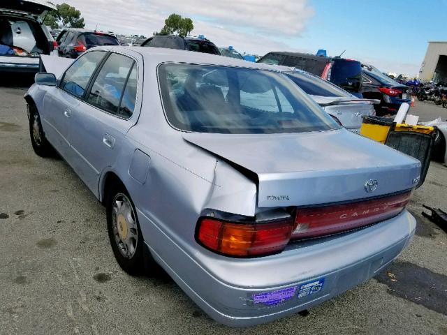 JT2GK13E8R0058272 - 1994 TOYOTA CAMRY XLE BLUE photo 3