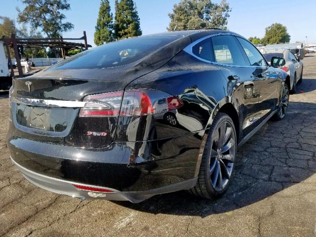 5YJSA1H21EFP63056 - 2014 TESLA MODEL S BLACK photo 4