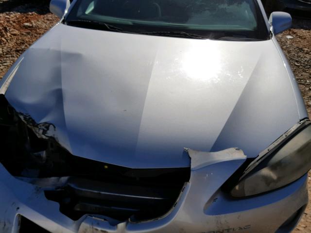 2G2WP522341161376 - 2004 PONTIAC GRAND PRIX SILVER photo 7