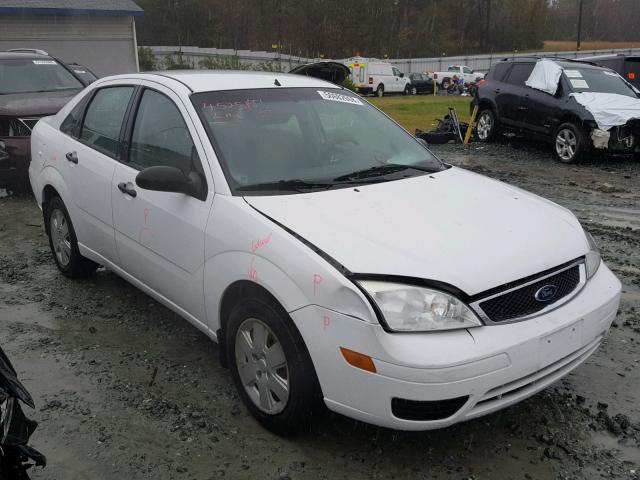 1FAFP34N77W230497 - 2007 FORD FOCUS ZX4 WHITE photo 1