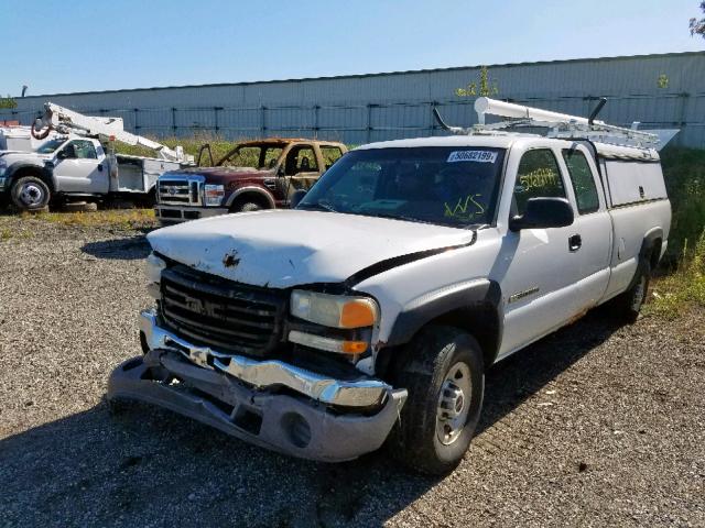 1GTHC29U64E233773 - 2004 GMC SIERRA C25 WHITE photo 2