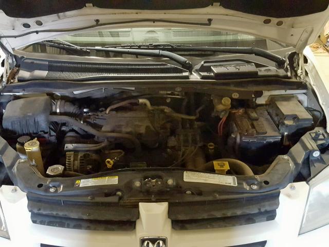 2D4HN11E69R605635 - 2009 DODGE GRAND CARA WHITE photo 7