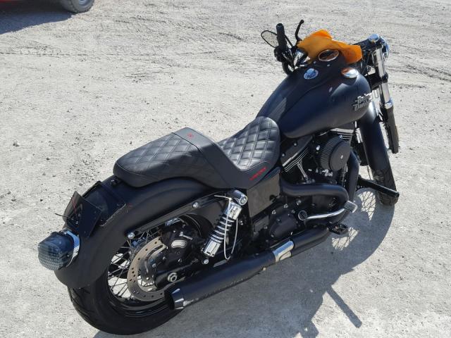 1HD1GXM33HC322816 - 2017 HARLEY-DAVIDSON FXDB DYNA BLACK photo 4