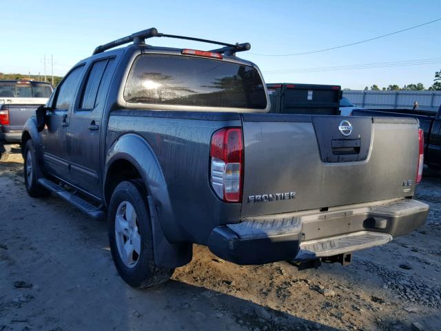 1N6AD07U96C412391 - 2006 NISSAN FRONTIER C GRAY photo 3