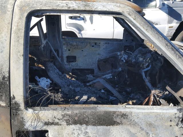 1GNDT13WX12141332 - 2001 CHEVROLET BLAZER BURN photo 5