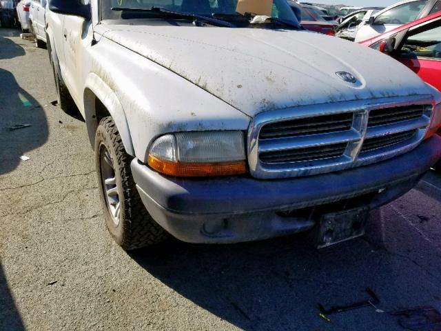 1D7FL16K44S607759 - 2004 DODGE DAKOTA SXT WHITE photo 9