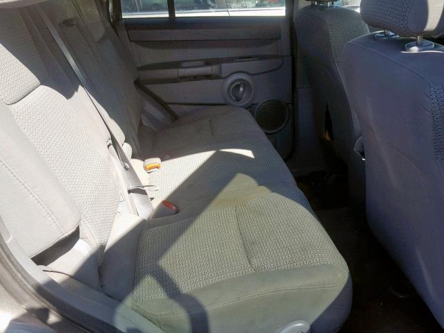 1J8HG48K17C554435 - 2007 JEEP COMMANDER ნაცრისფერი ფოტო 6