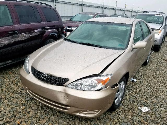 4T1BE32K92U091383 - 2002 TOYOTA CAMRY LE GOLD photo 2
