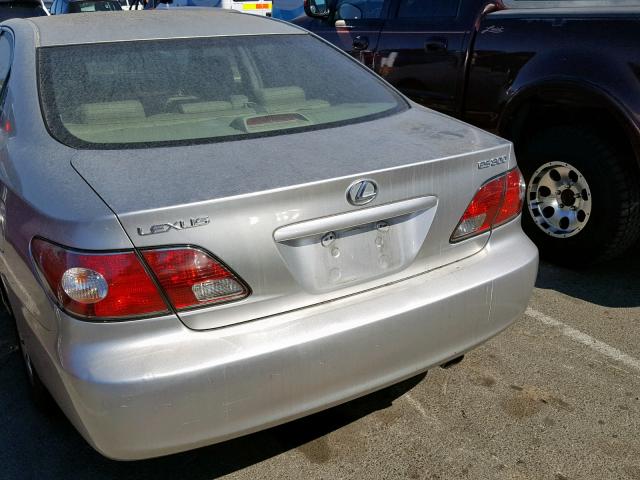 JTHBF30G135038347 - 2003 LEXUS ES 300 SILVER photo 9