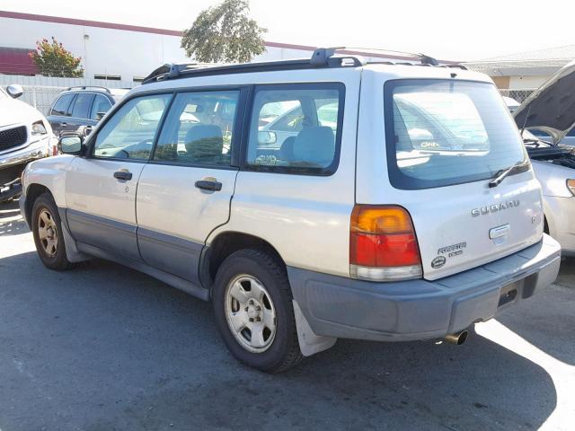 JF1SF6358YG711522 - 2000 SUBARU FORESTER L SILVER photo 3