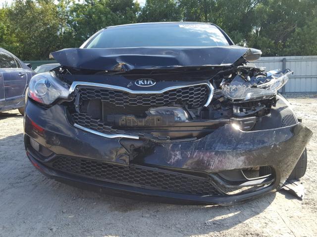 KNAFX4A82G5514699 - 2016 KIA FORTE EX BLACK photo 9