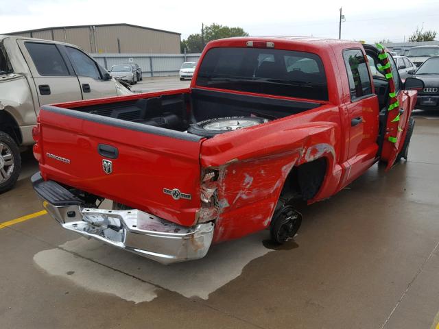 1D7HE38K08S599435 - 2008 DODGE DAKOTA SXT RED photo 4