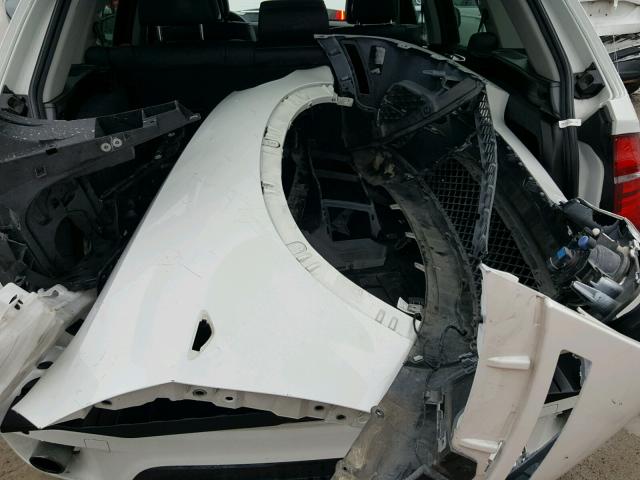 5UXZV4C58CL985558 - 2012 BMW X5 XDRIVE3 WHITE photo 9