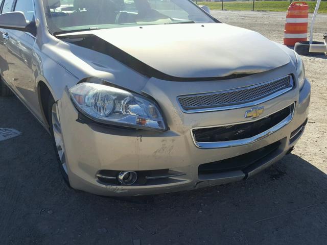 1G1ZK577X9F101826 - 2009 CHEVROLET MALIBU LTZ 金色 照片 9